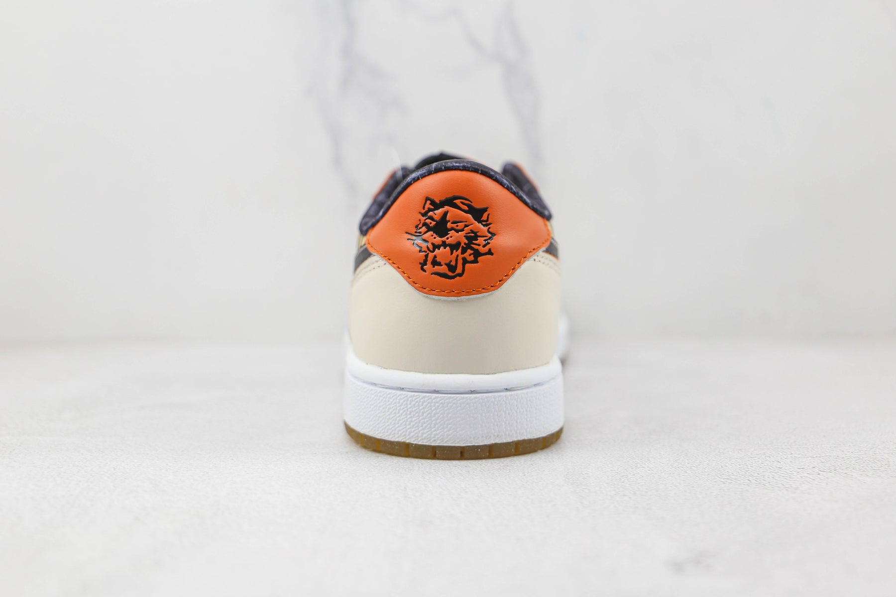 Jordan 1 Low OG Year Of the Tiger